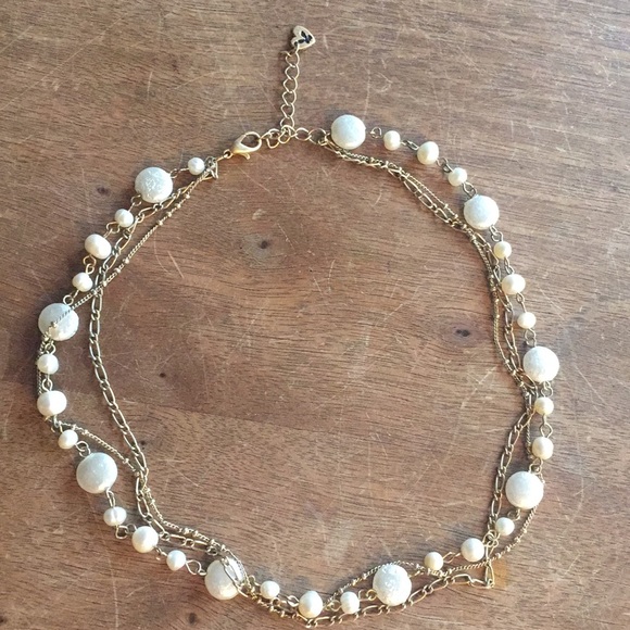 American Eagle Outfitters Jewelry - American Eagle 3 strand pearl and gold necklace